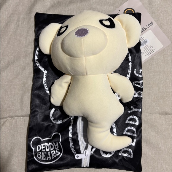 Deddy Bears Cream Plush Toy - Picture 1 of 6